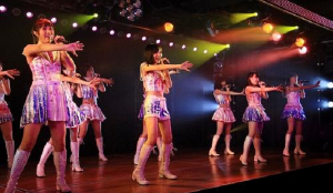 岩埼友宏 顔写真 勤務先 女性アイドル 誰